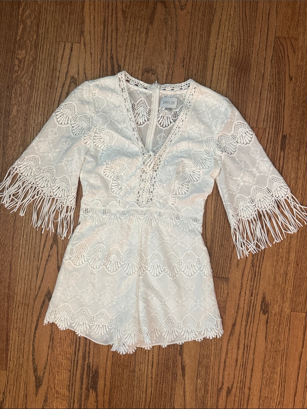 SAYLOR | White Lace 3/4 Fringe Sleeve Romper Western Cowgirl Size Small
